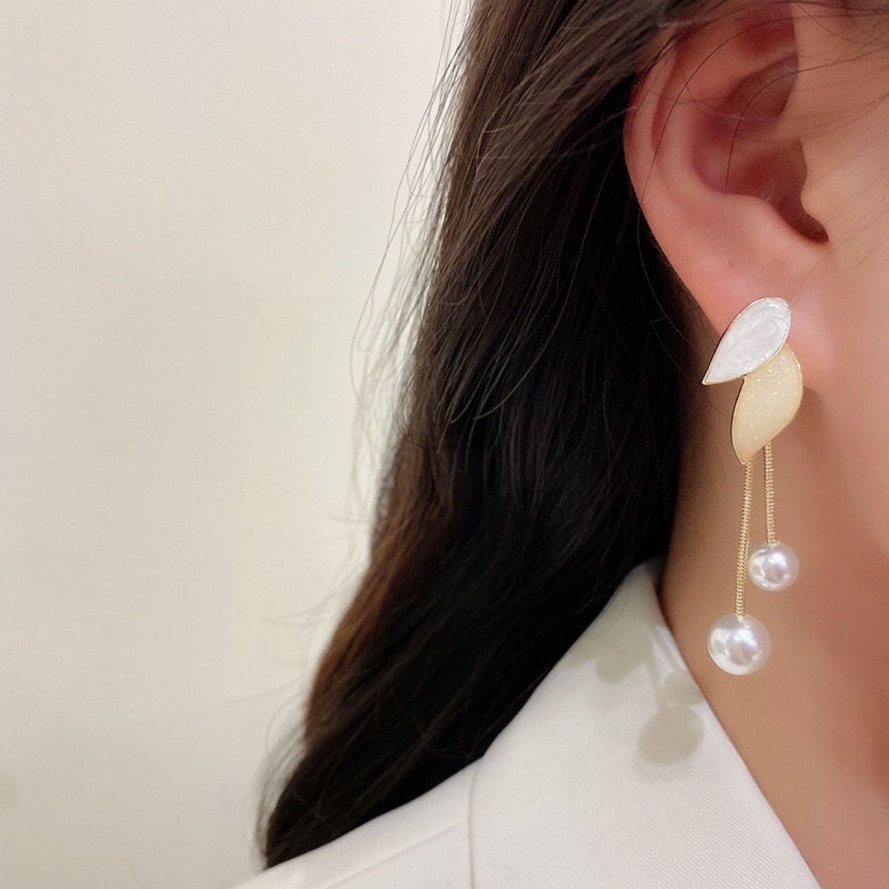 Simulated Pearl Leaf Tassels Earrings, Minimalist Leafy Earrings, Elegant Geometric Hanging Earring, Women Long Tassel Earrings Simulated Pearl Leaf Tassels Earrings, Minimalist Leafy Earrings, Elegant Geometric Hanging Earring, Women Long Tassel Earrings